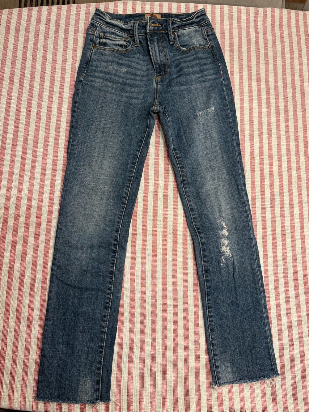 DRIFTWOOD Women's Skinny Jeans in Medium Blue Wash